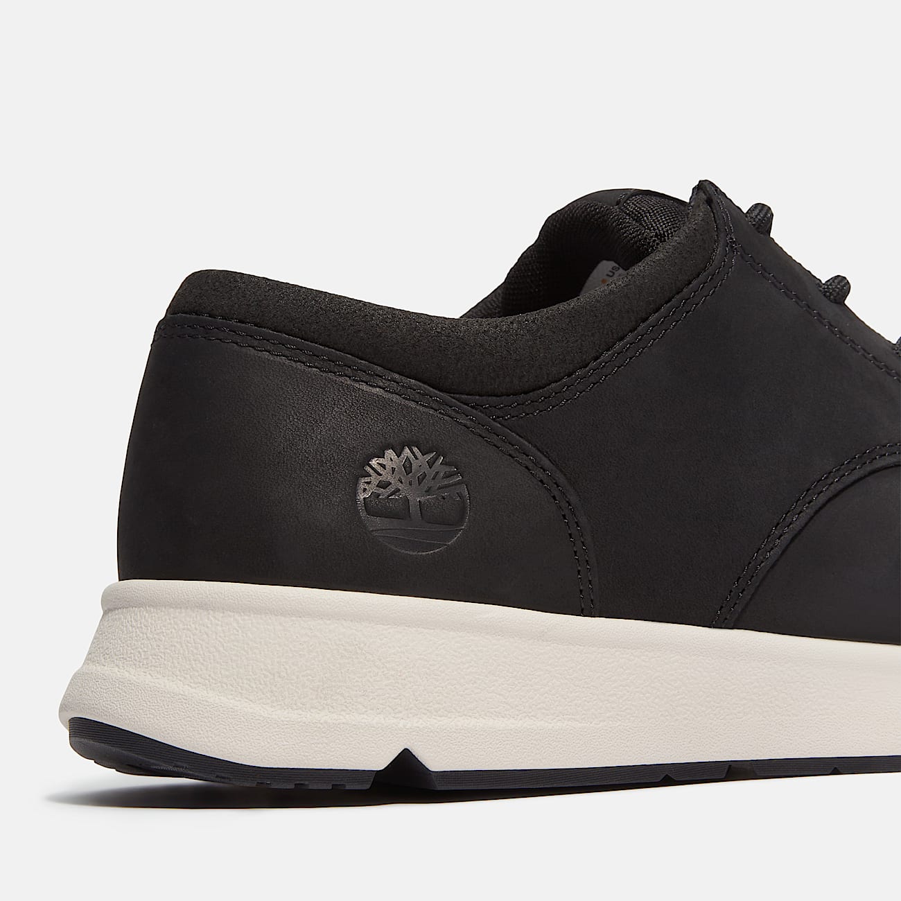 Parker Street Trainer for Men in Black - 7