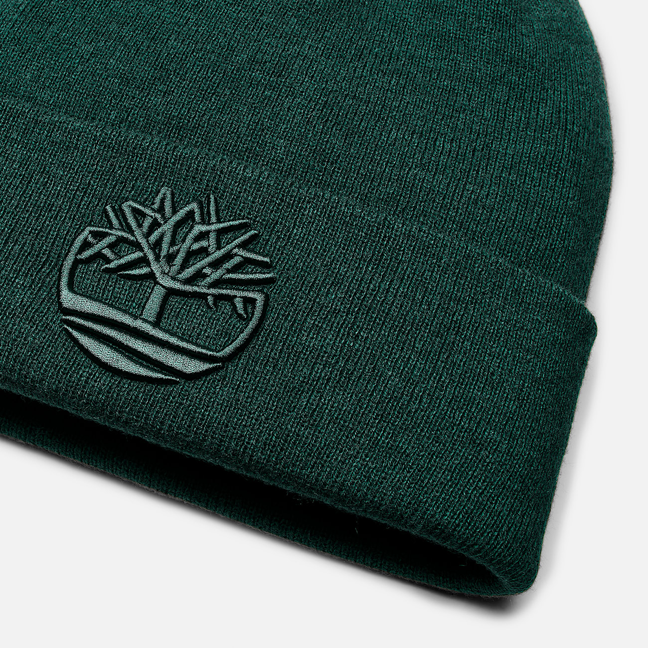 Gorro bordado em 3D em verde-escuro - 2