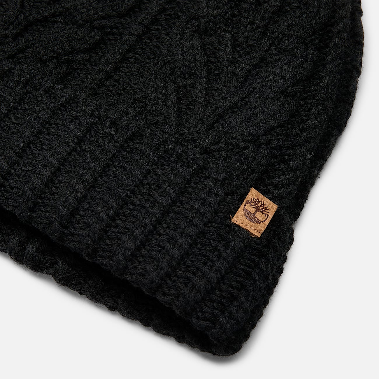 Strickmütze mit Zopfmuster in Schwarz - 2
