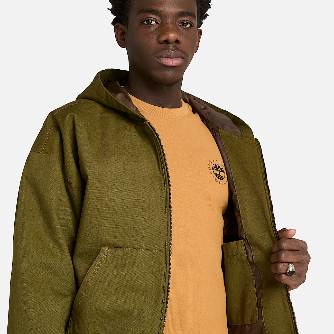 Bomber con Cappuccio in Tela Duck Effetto Lavato All-Gender in verde scuro - 4