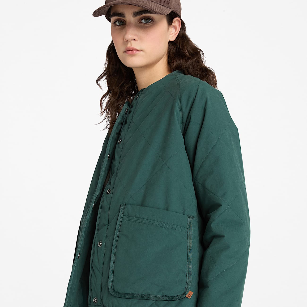 Chaqueta acolchada, impermeable y resistente para mujer en verde oscuro - 3
