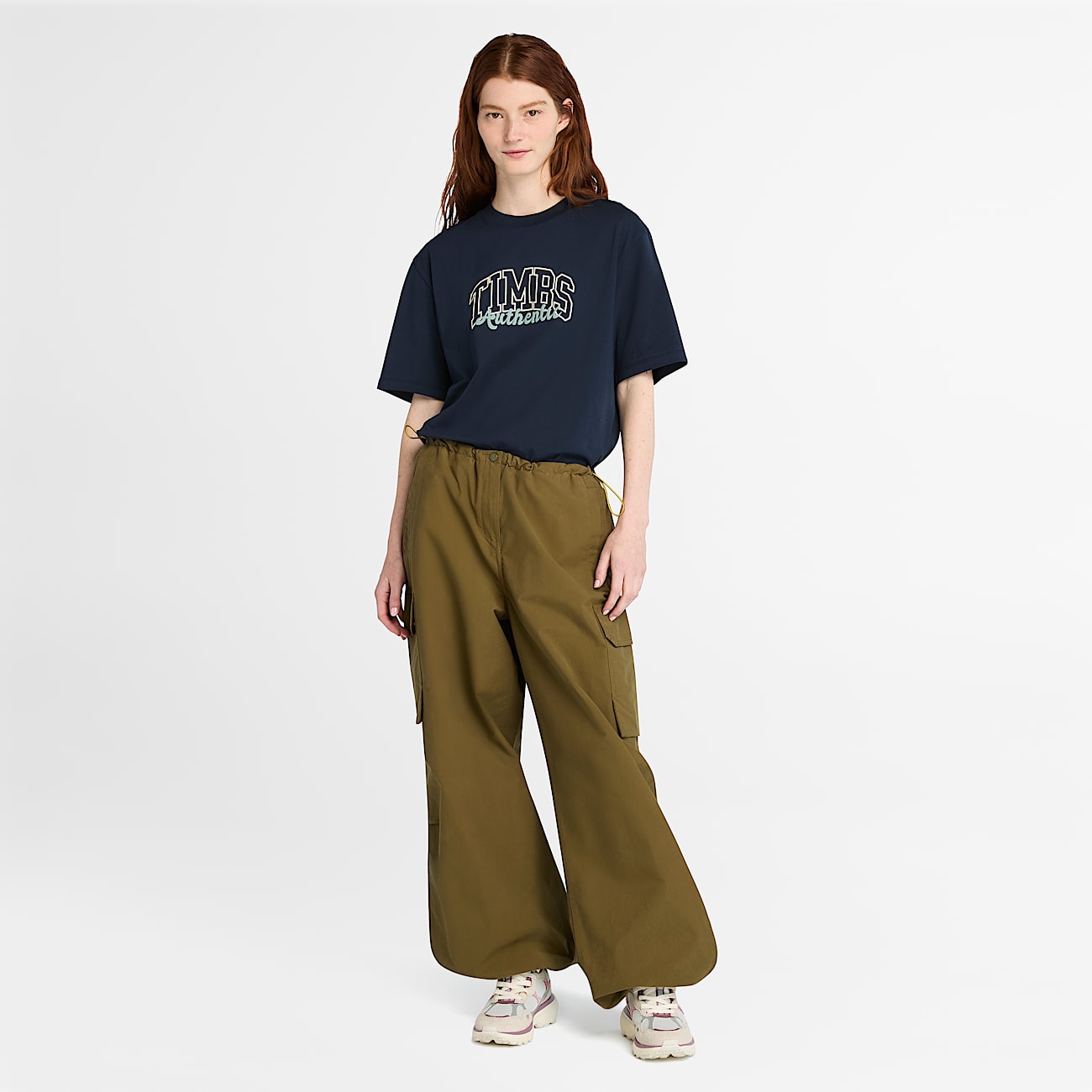 T-shirt a Maniche Corte con Grafica in Stile Varsity Timberland® da Donna in blu scuro - 2