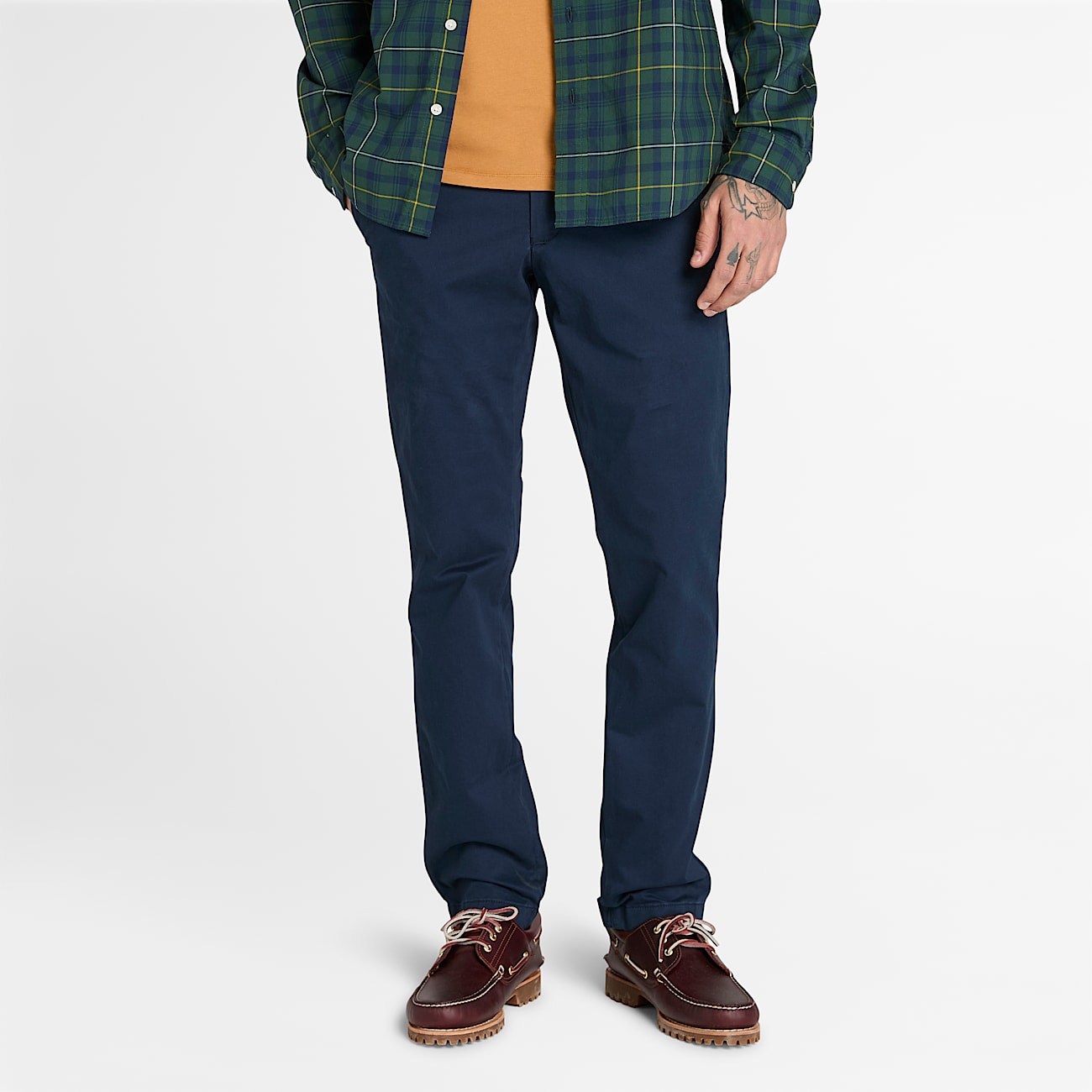 Pantalones chinos ajustados de sarga Claremont para hombre en azul oscuro - 1
