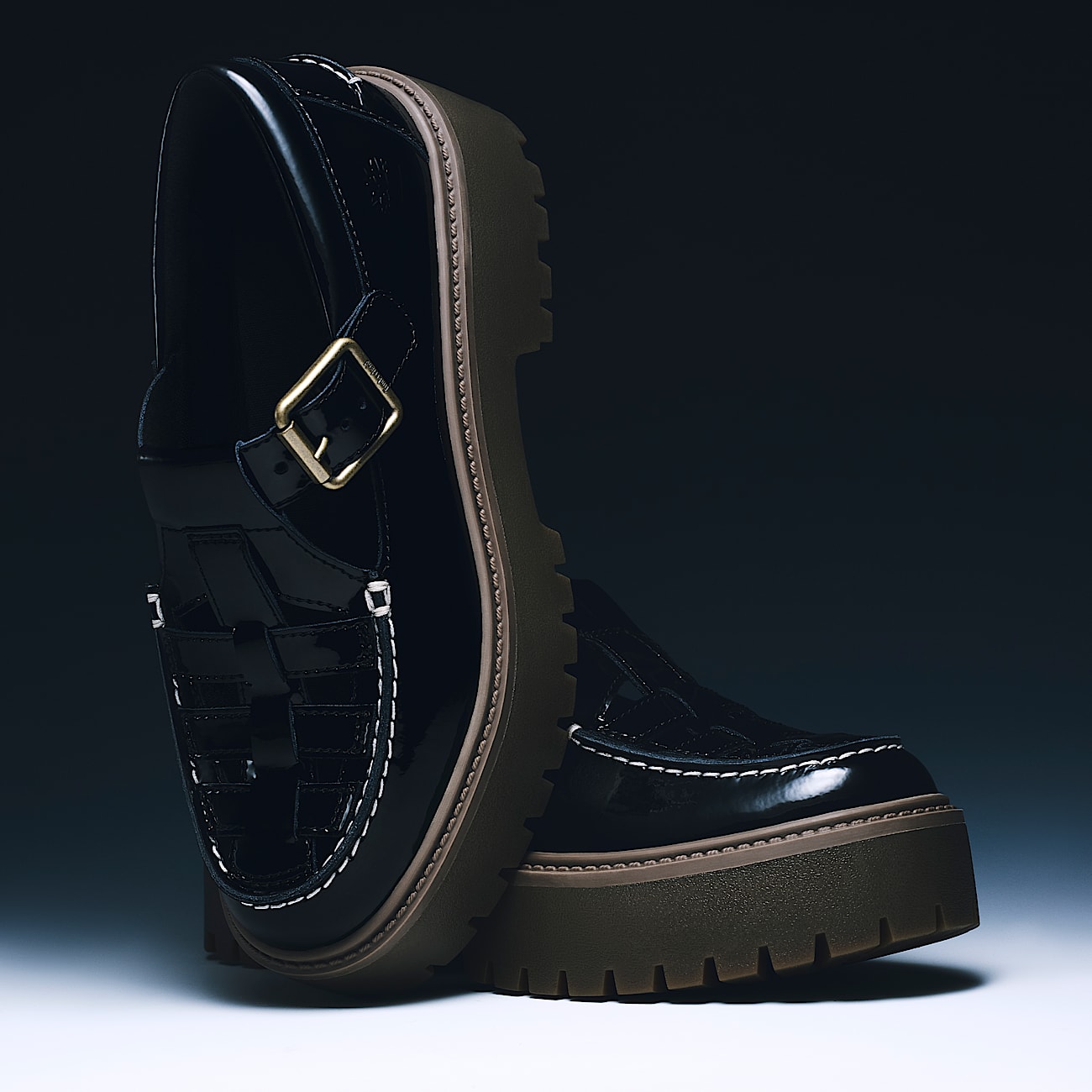 Stone Street Schnallenschuh mit Plateausohle für Damen in Schwarz