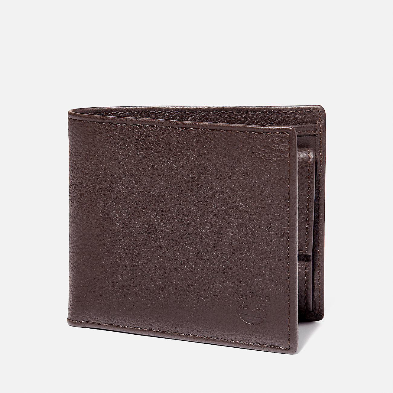 Kennebunk Bifold Wallet With Coin Pocket for Men in Brown