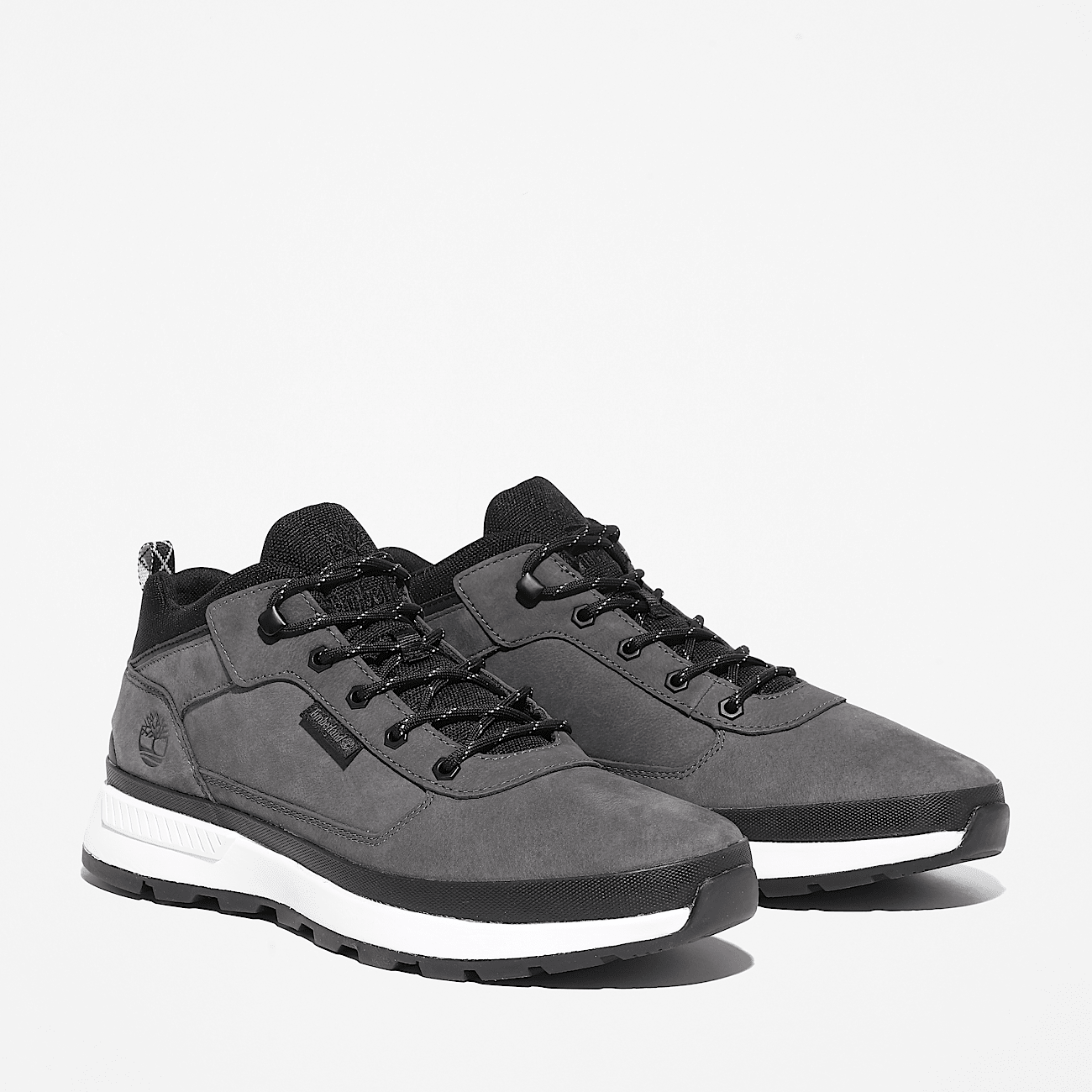Field Trekker Low Lace Up Trainer for Men in Grey