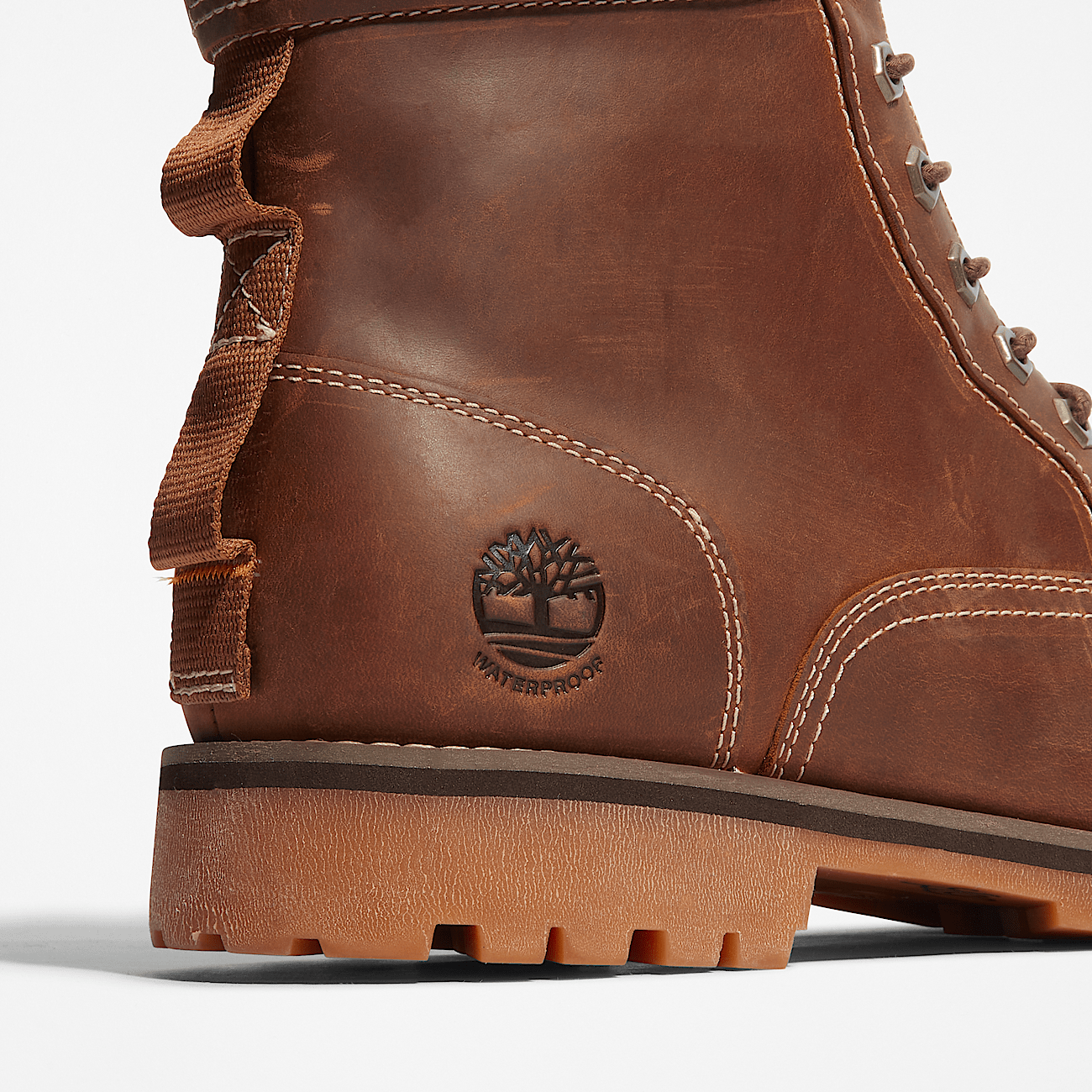 Boots mi hautes impermeables robustes a lacets pour homme en marron clair