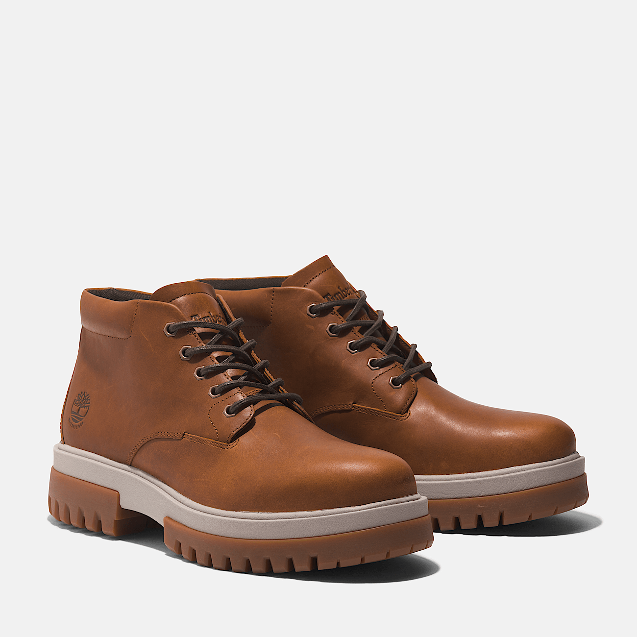 Timbs chukka top