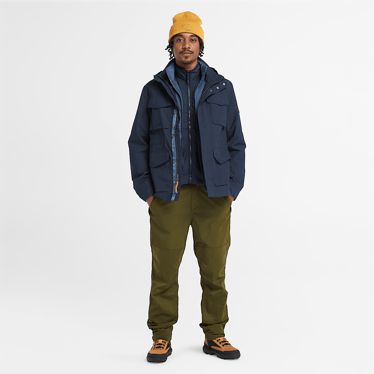Water repellent trousers top