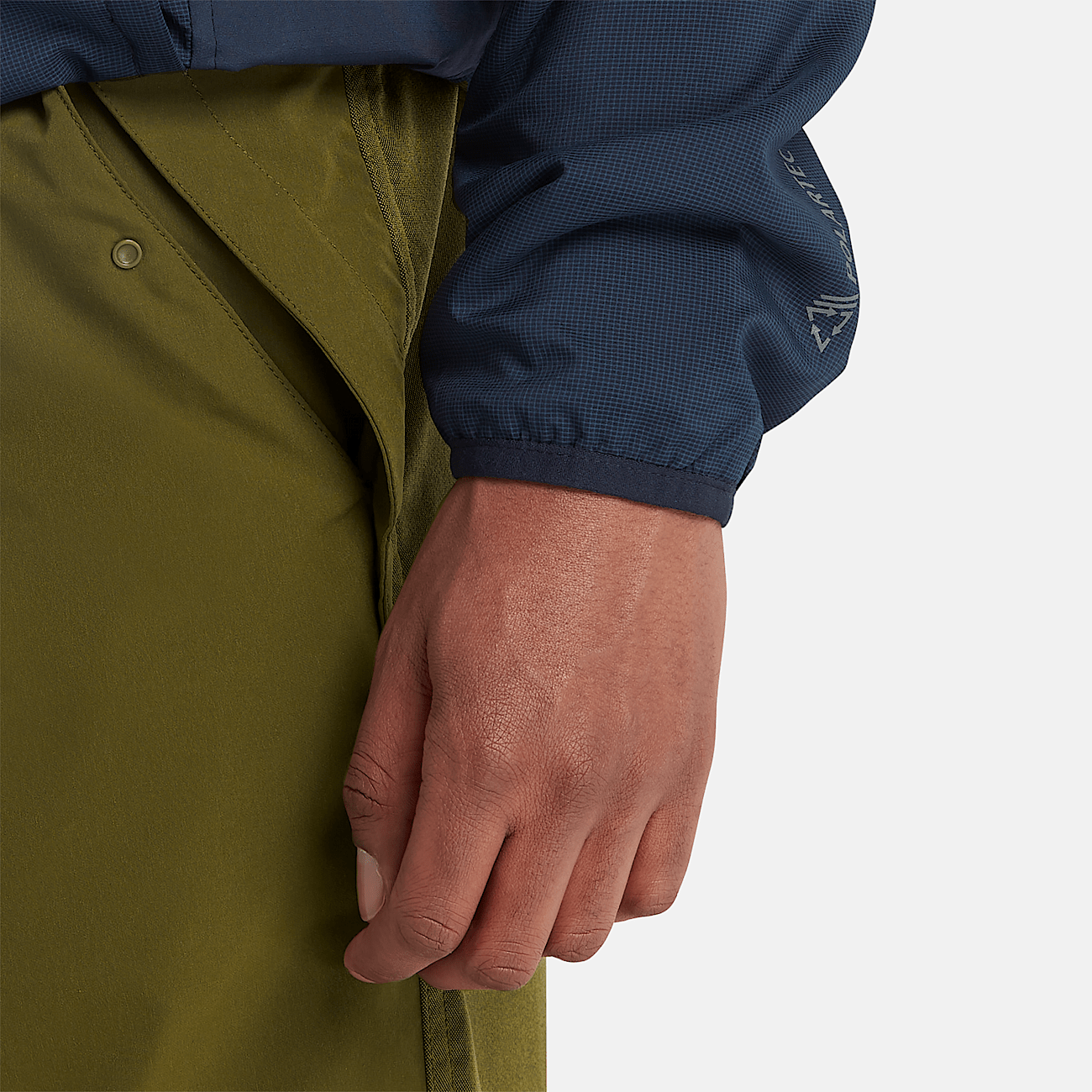 Water Repellent Trousers for Men in Green