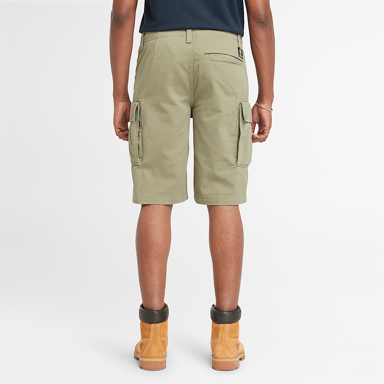 Pantalones cortos cargo de sarga para hombre en verde
