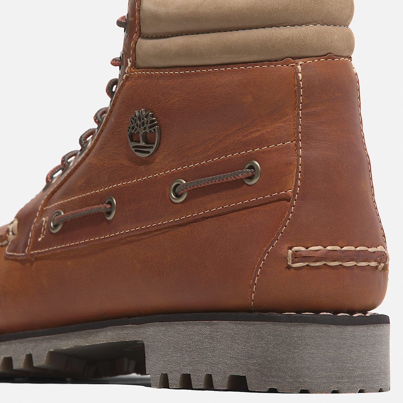 Timberland Authentic Lace up Boot for Men in Brown