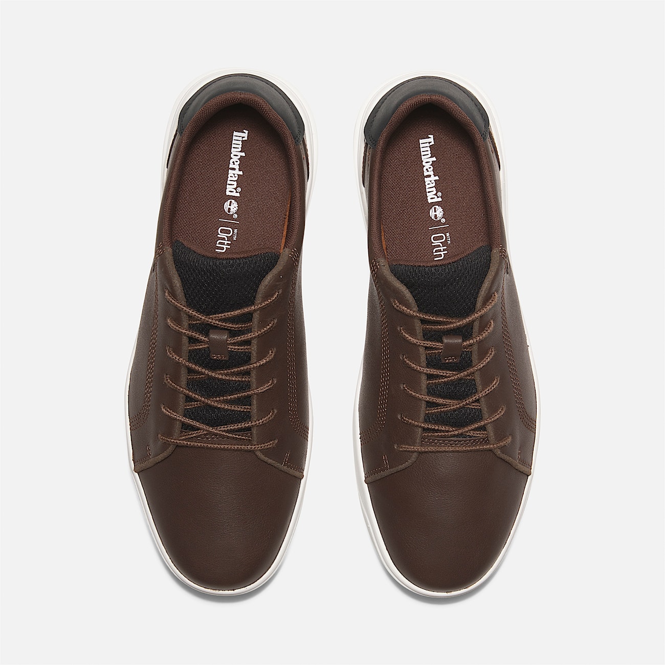 Basket basse a lacets Seneca Bay pour homme en marron fonce