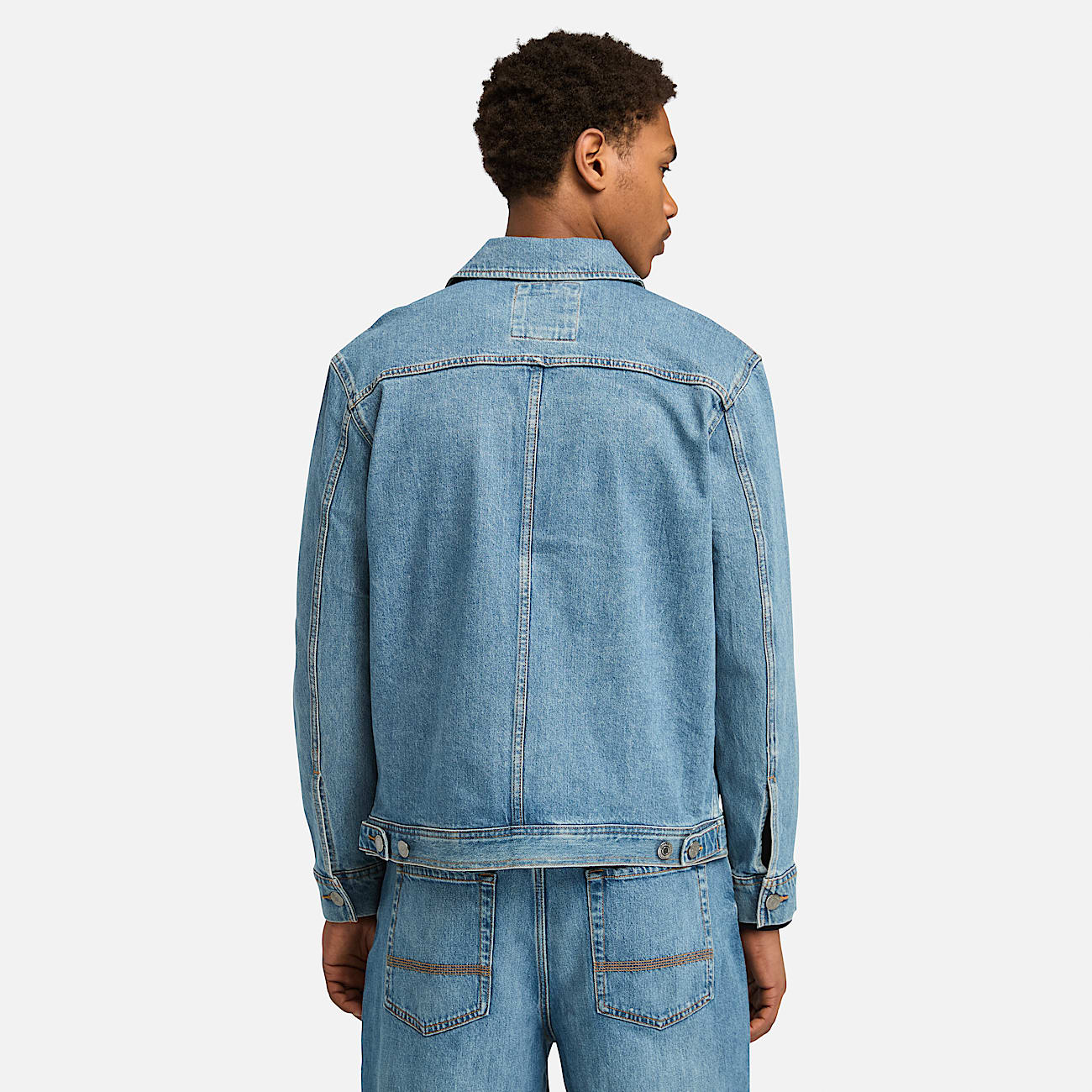 Blue denim trucker jacket store