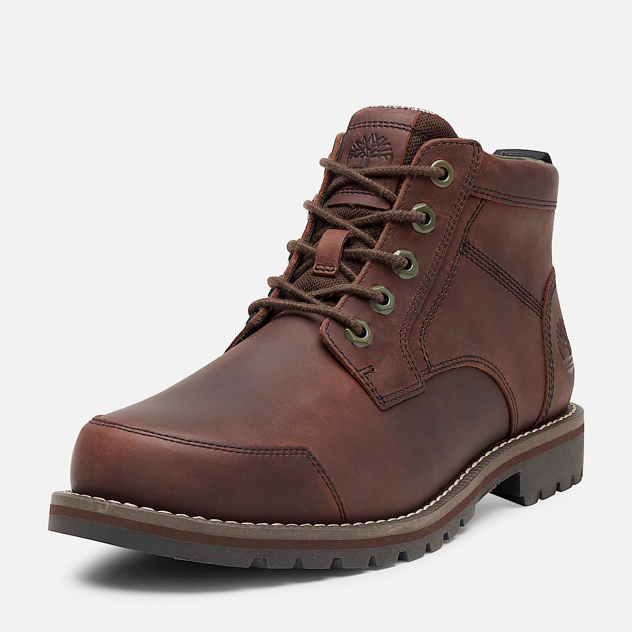 Larchmont chukka for men in dark brown top