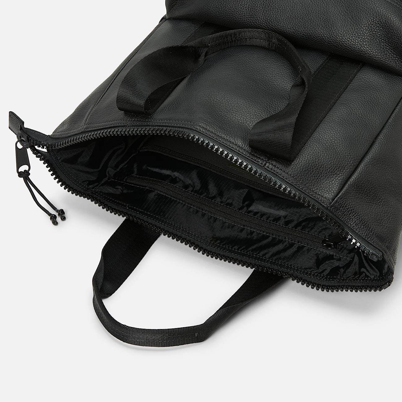 All Gender Tuckerman Rucksack aus Leder in Schwarz