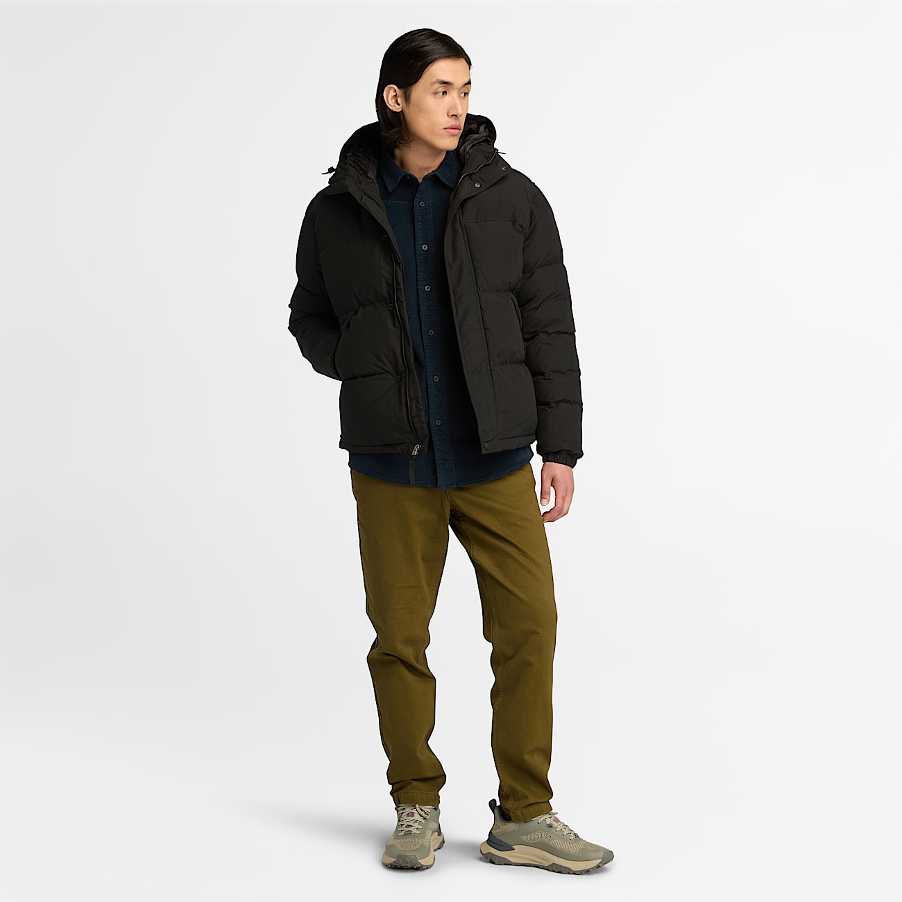 Doudoune a capuche pour homme en noir