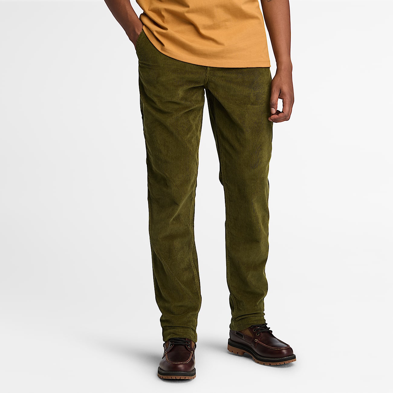 Pantalon en velours cotele pour homme vert