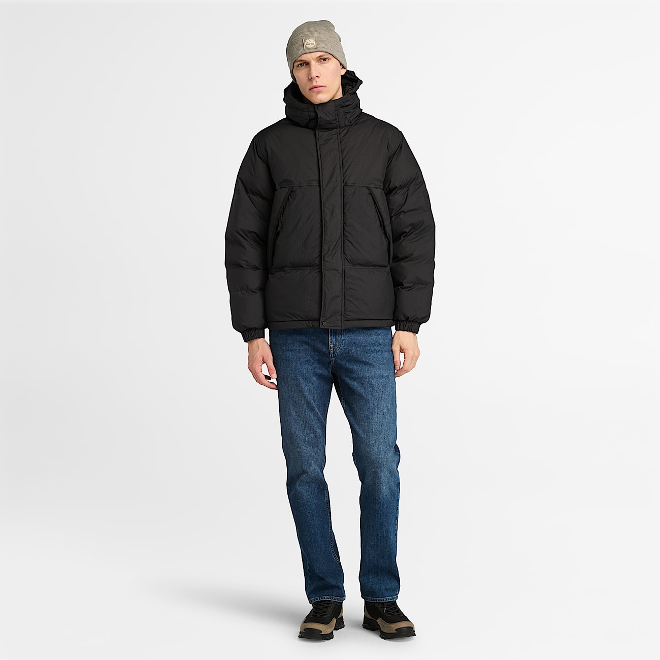 Howker Durable Water Repellent Puffer Jacket for Men in Black