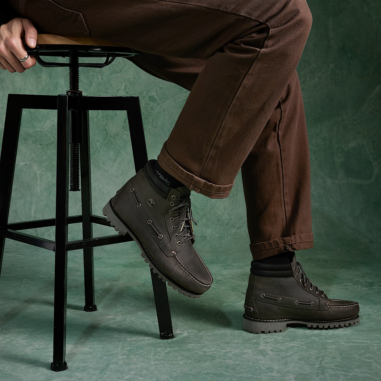 Botas con cordones Timberland Authentic para hombre en gris