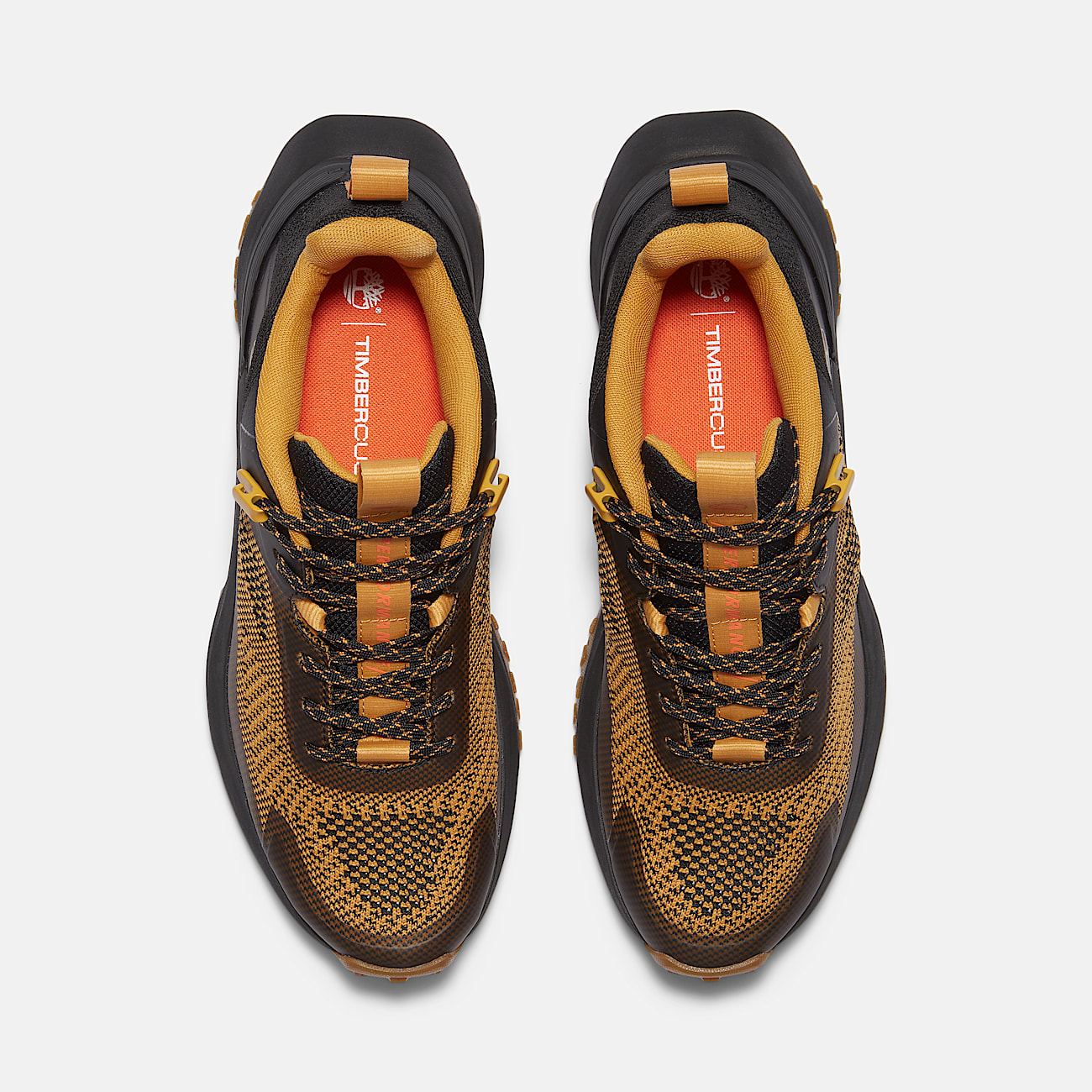 Motion Access Low Lace up Trainer for Men in Yellow