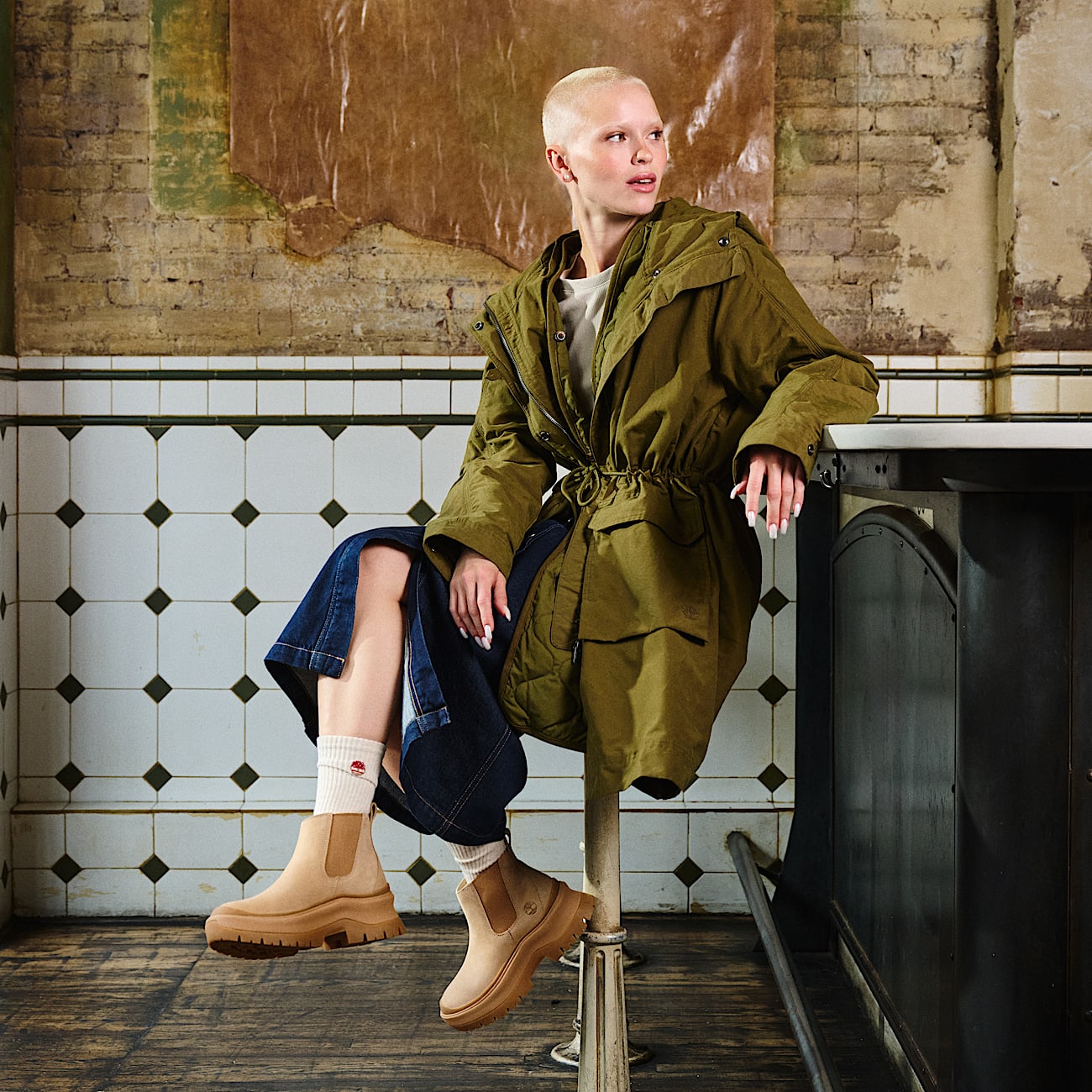 Light Insulated 2 In 1 City Parka for Women in Green