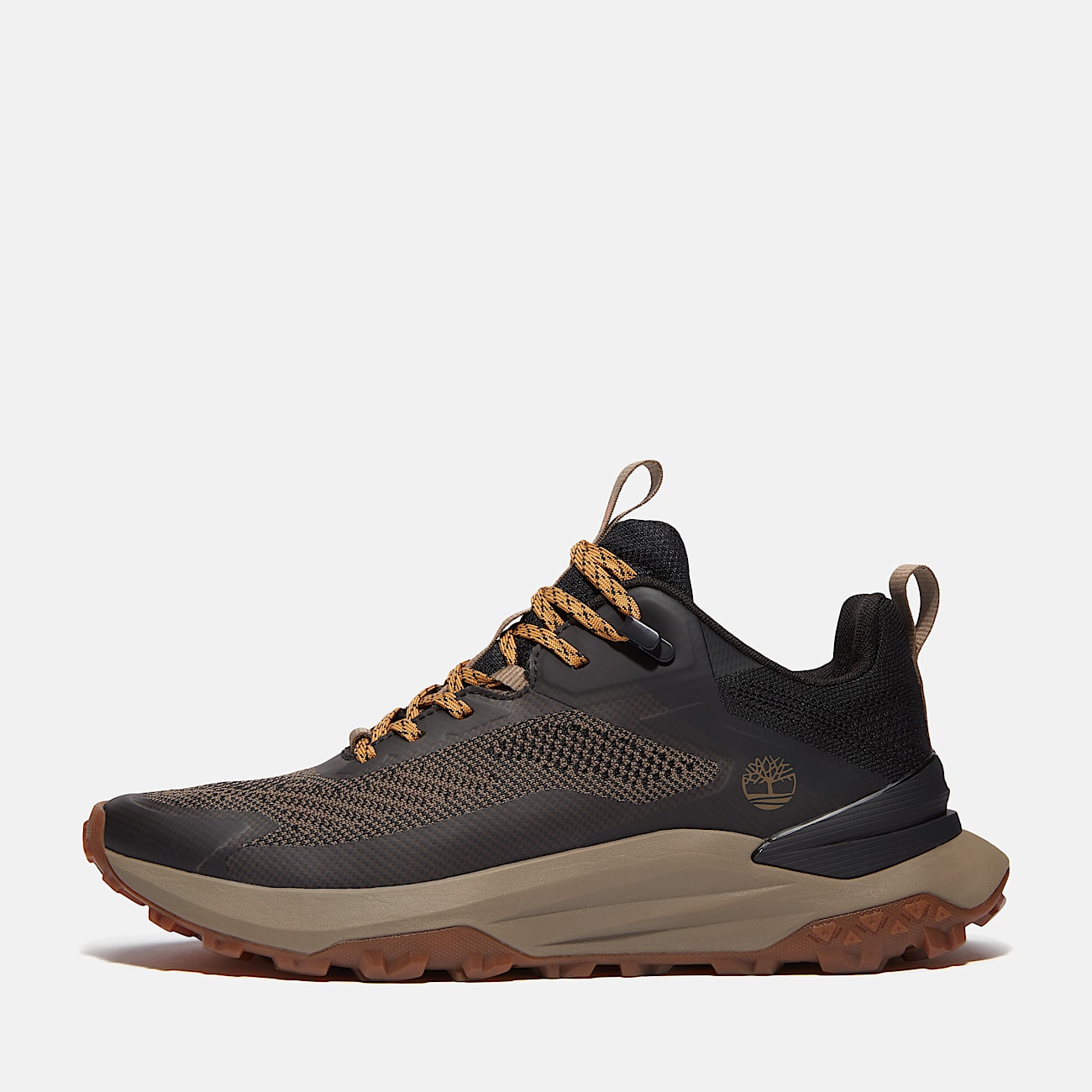 Motion Access Low Lace up Trainer for Men in Brown